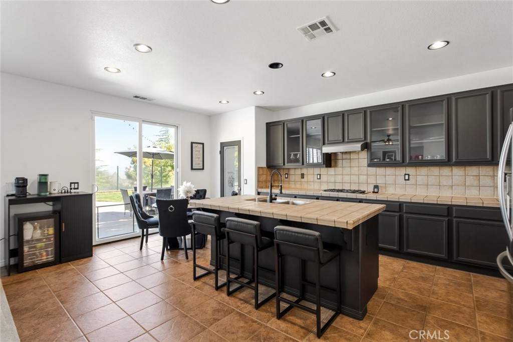 2307 Cornflower Way Property Photo 8