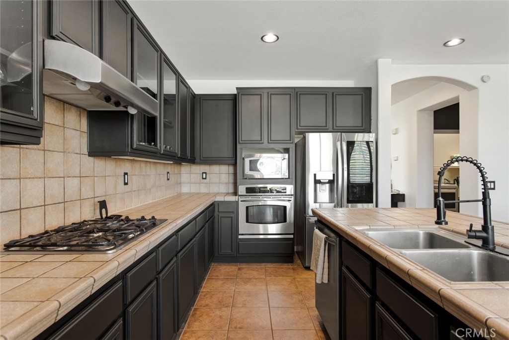 2307 Cornflower Way Property Photo 9
