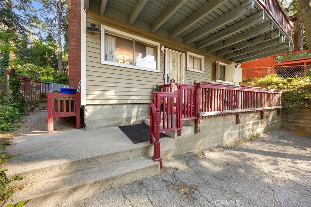 767 Big Oak Property Photo 4