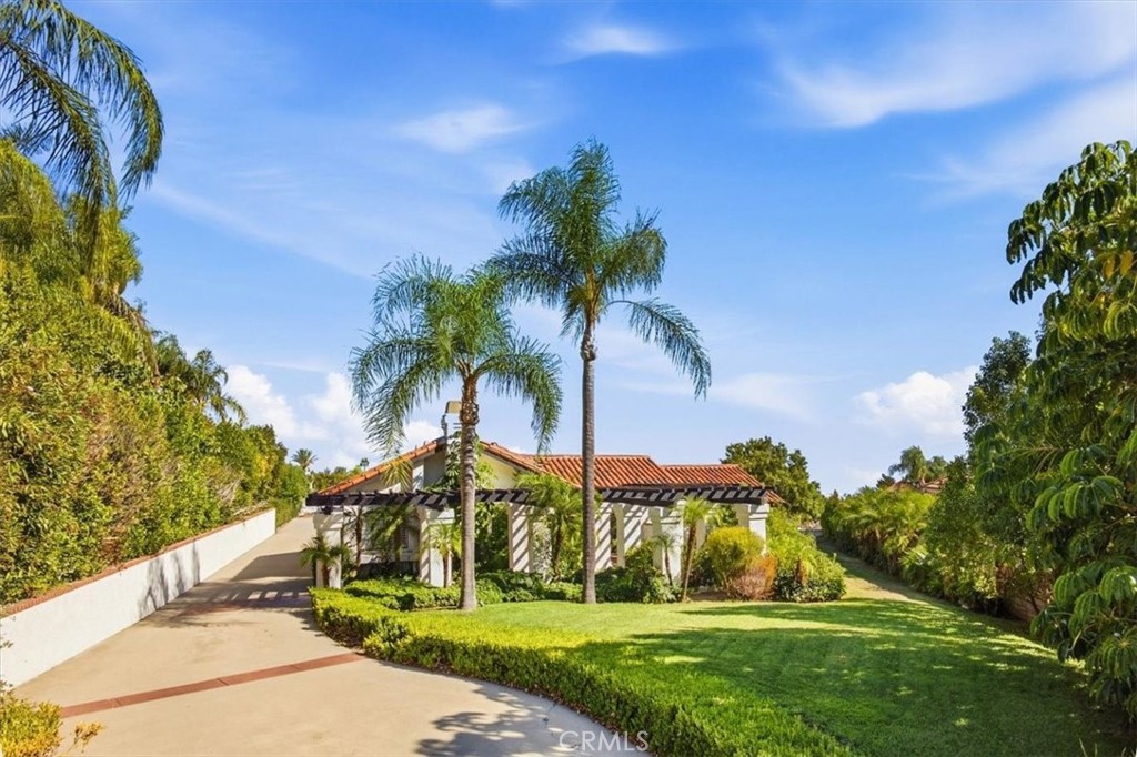 5087 Granada Court Property Photo 1