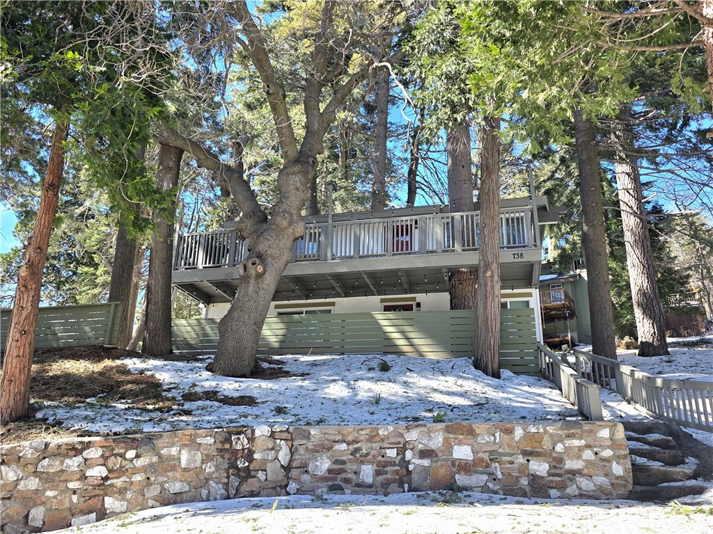 738 W Victoria Court Property Photo 2