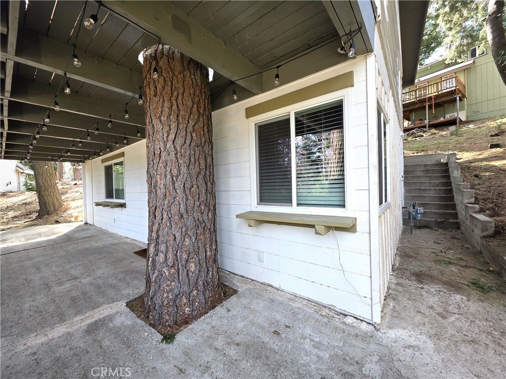 738 W Victoria Court Property Photo 5