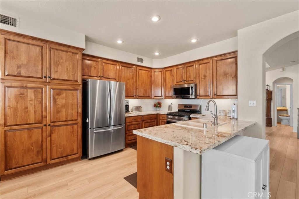 1464 Augusta Property Photo 16