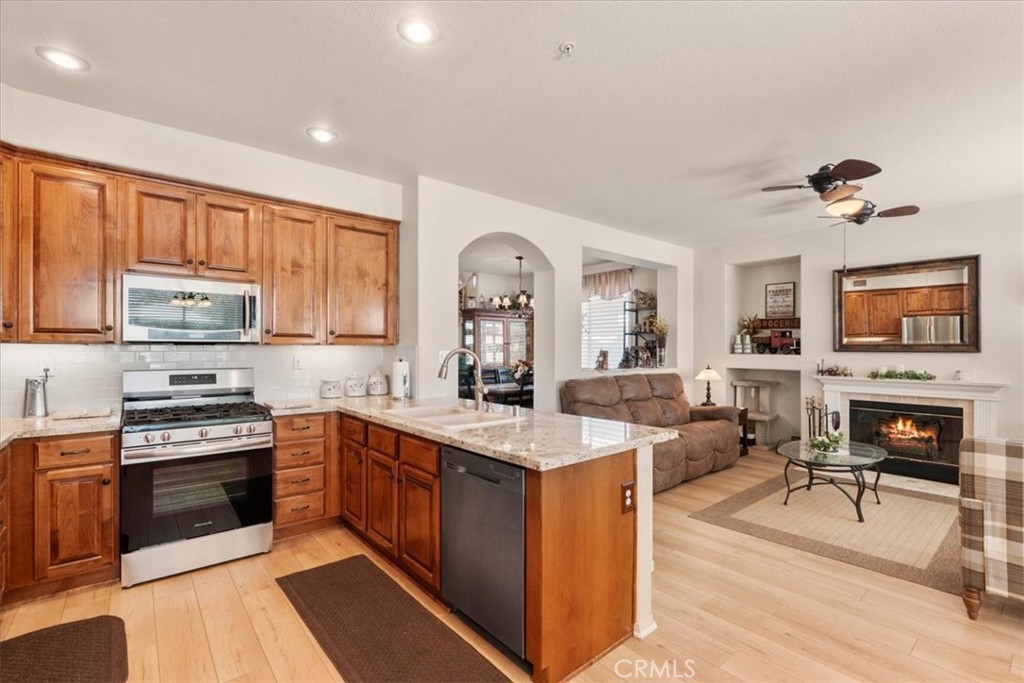 1464 Augusta Property Photo 17