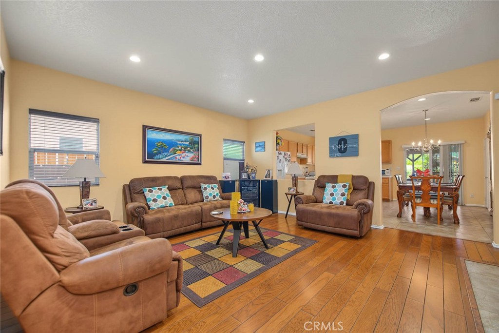 14242 Caballo Ct Property Photo 4
