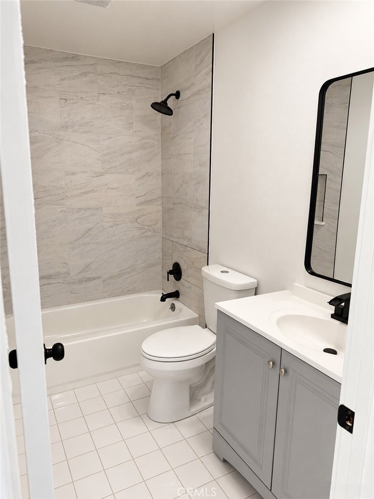 1410 Springfield Street D Property Photo 15
