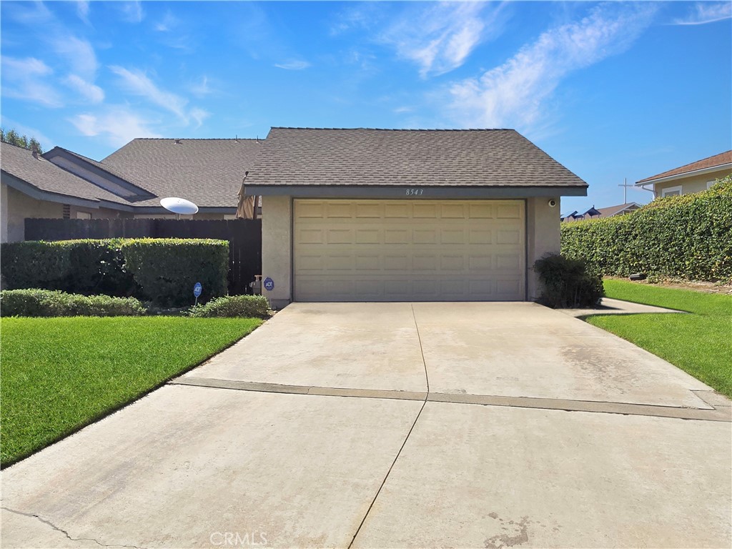 8543 RICHWOOD Drive Property Photo 1