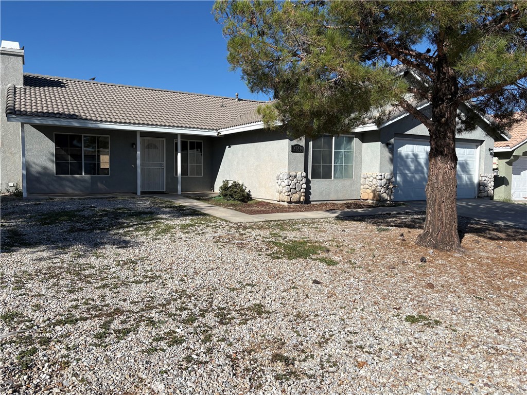 14549 Stone Creek Property Photo 2