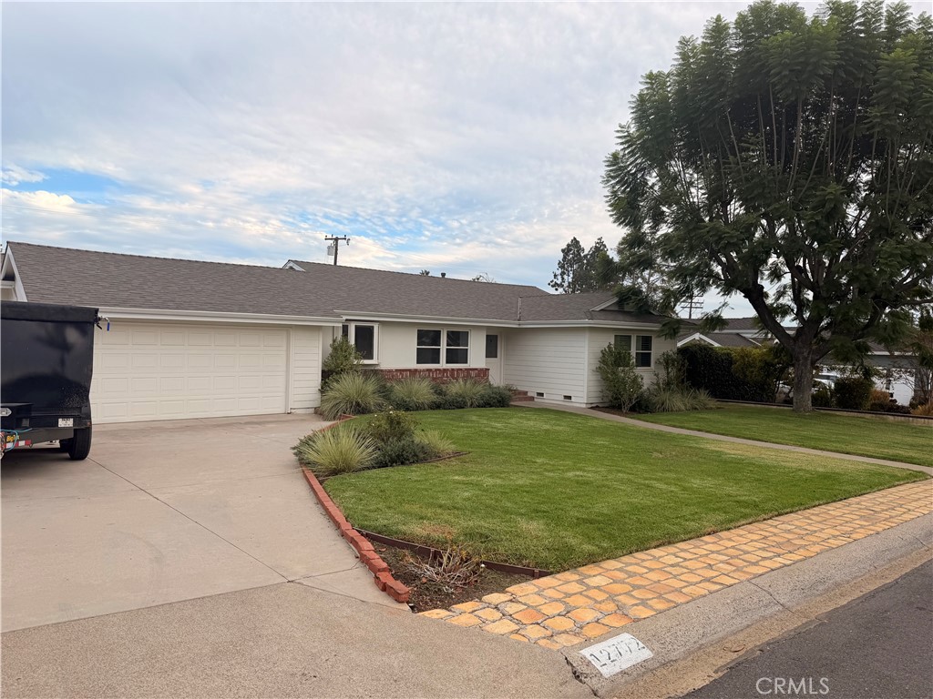 12772 Elizabeth Property Photo 1