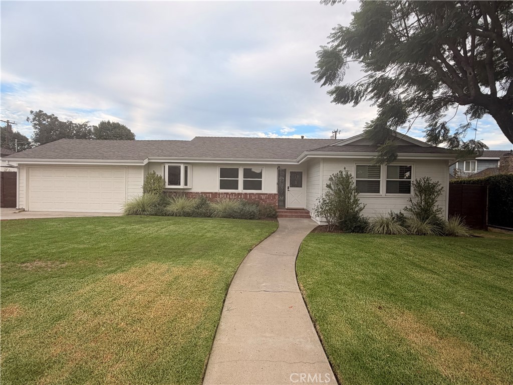 12772 Elizabeth Property Photo 5