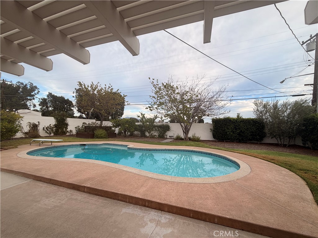 12772 Elizabeth Property Photo 32