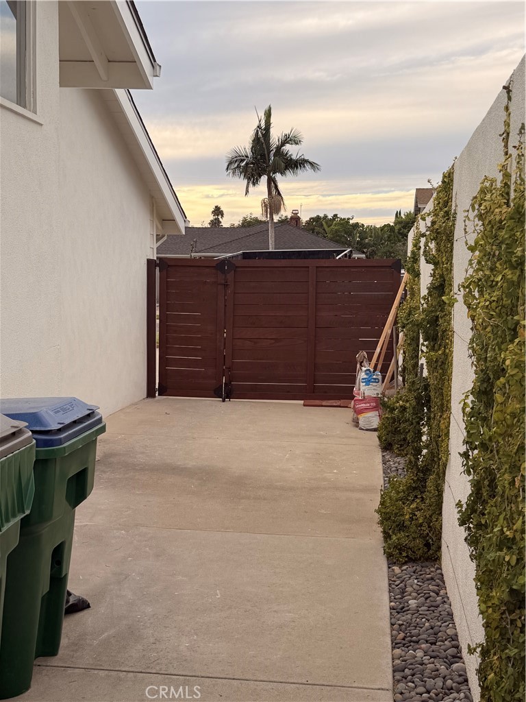 12772 Elizabeth Property Photo 35