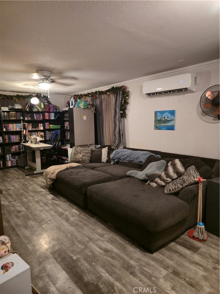 485 Idyllwild Dr 28 Property Photo 2