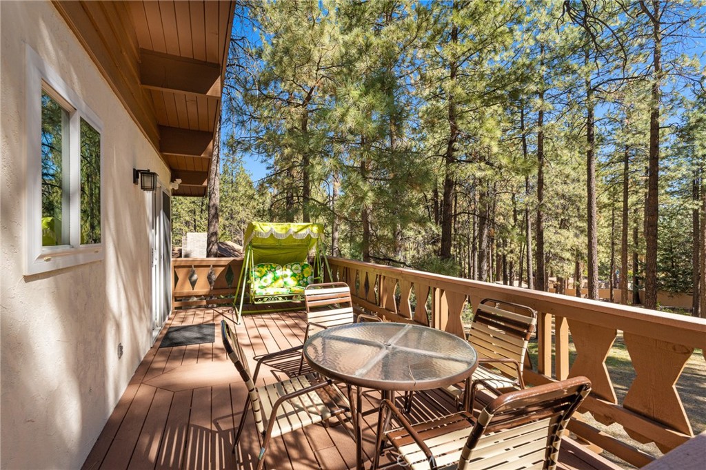 5809 Pine Street Property Photo 23