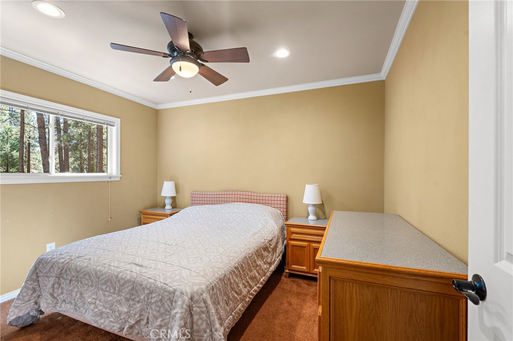 5809 Pine Street Property Photo 35