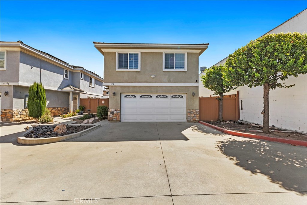 924 S Montebello E Property Photo 2