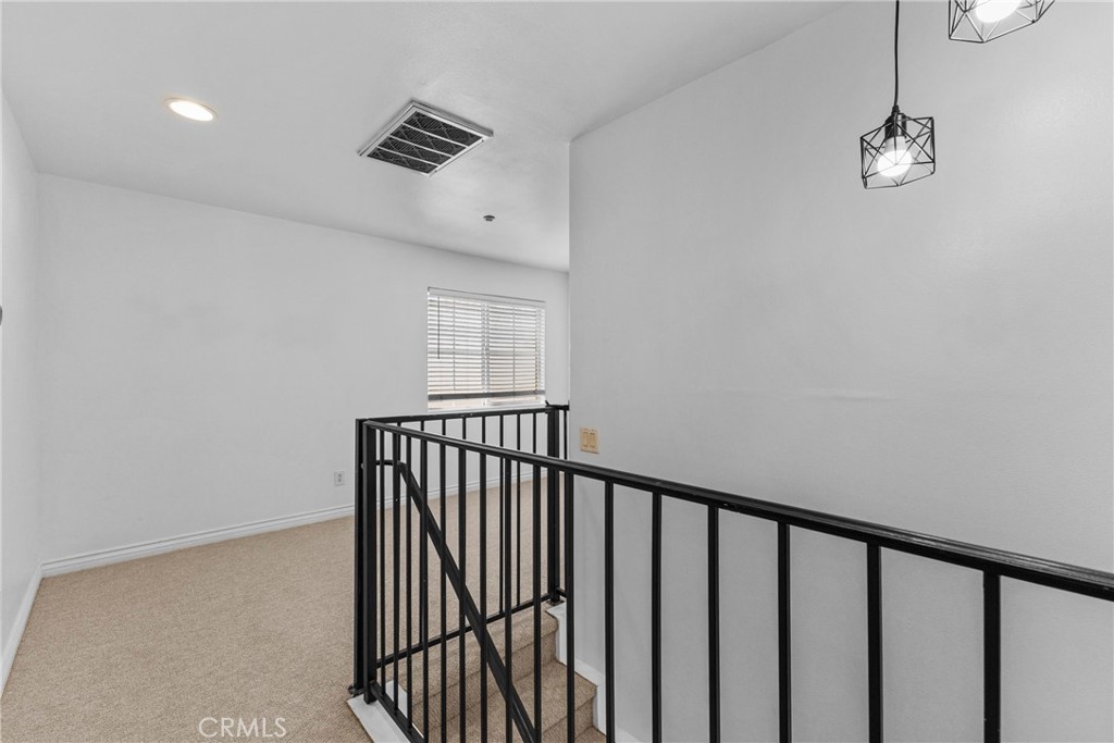 924 S Montebello E Property Photo 15