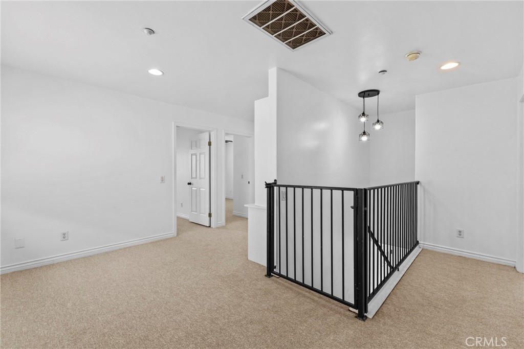 924 S Montebello E Property Photo 16