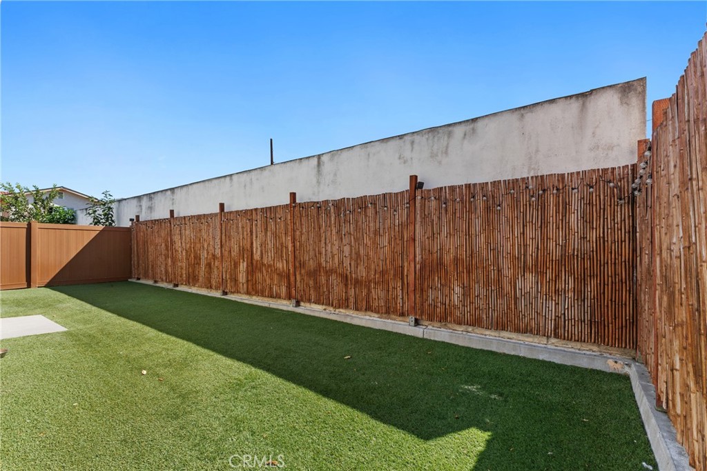 924 S Montebello E Property Photo 33