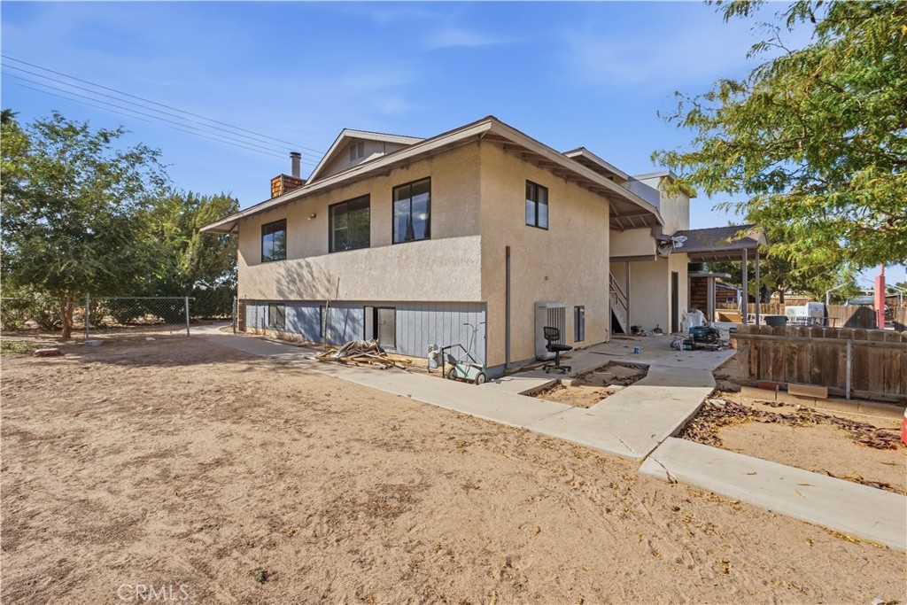 9519 Maple Property Photo 26