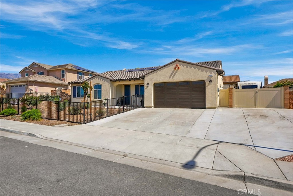 1560 Foothill Property Photo 1