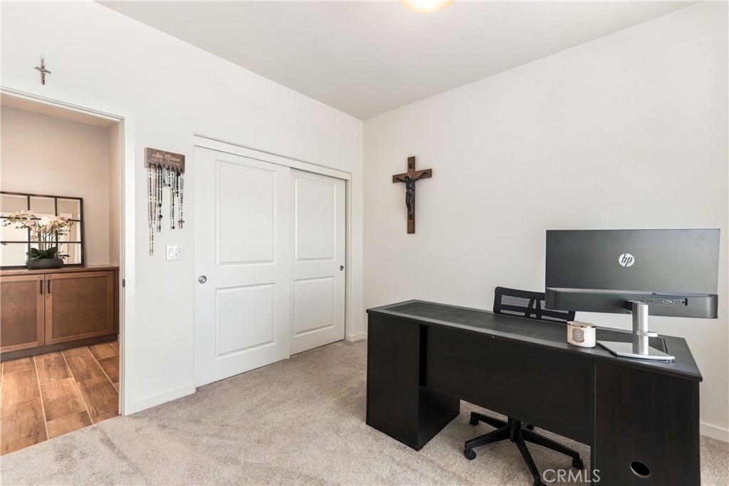 1560 Foothill Property Photo 25