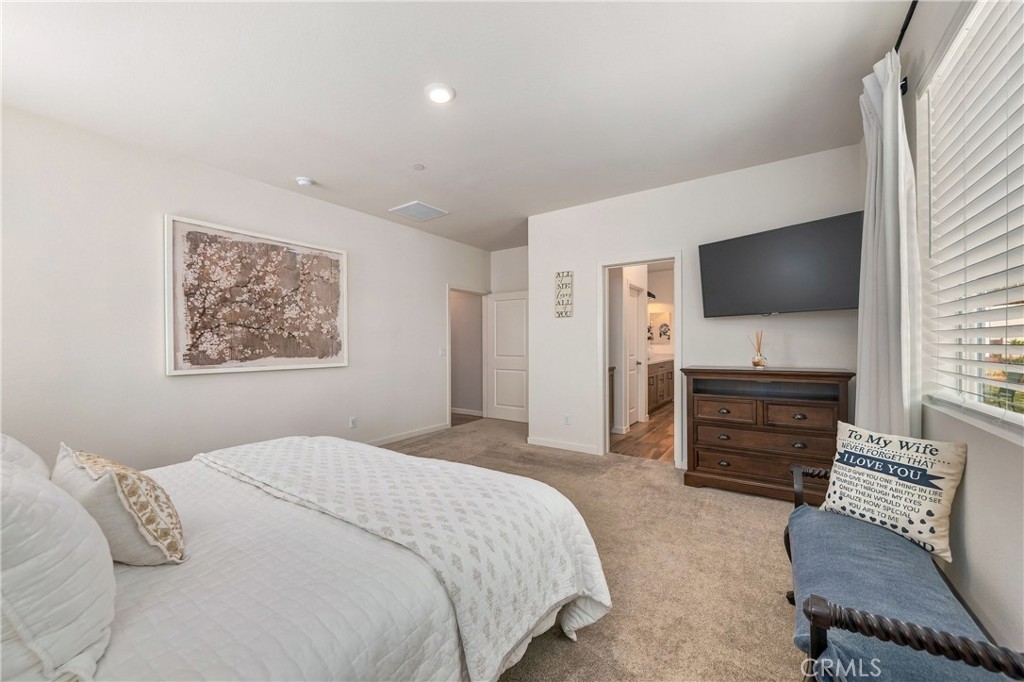 1560 Foothill Property Photo 31