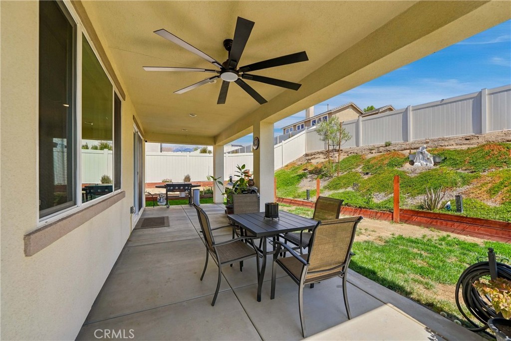 1560 Foothill Property Photo 38