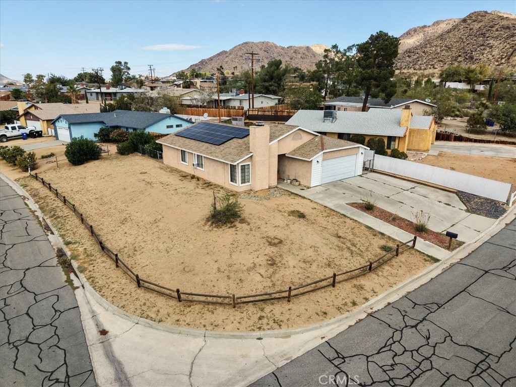 16422 Tolowa Road Property Photo 3