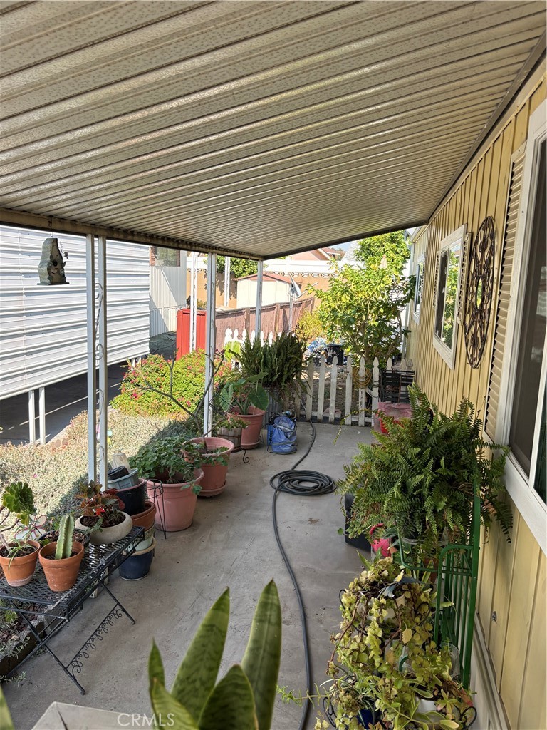 301 E Foothill Boulevard 24 Property Photo 4