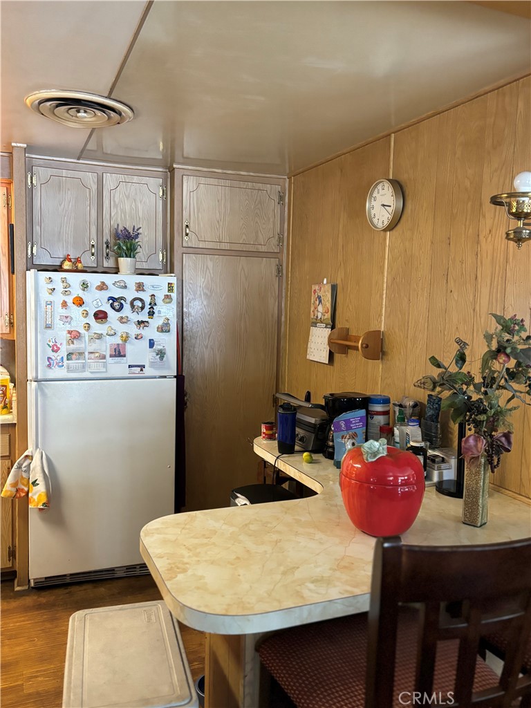 301 E Foothill Boulevard 24 Property Photo 12