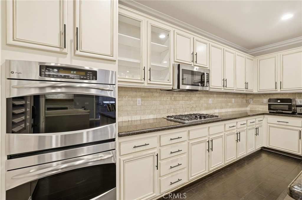 5597 Galasso Avenue Property Photo 17