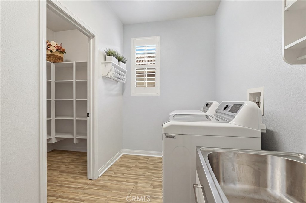 5597 Galasso Avenue Property Photo 32