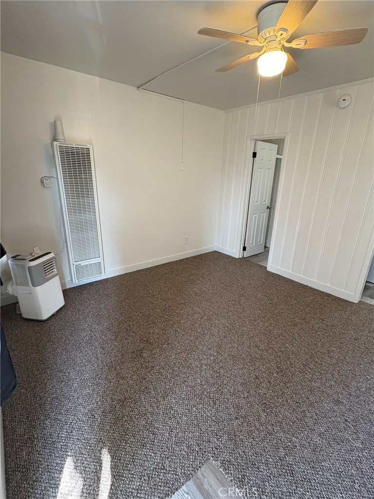 530 W 21st Property Photo 3