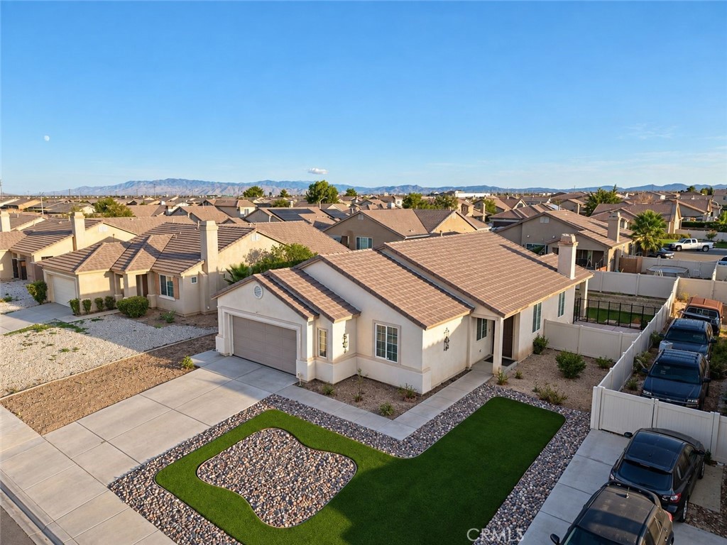 11825 Poppy Road Property Photo 3