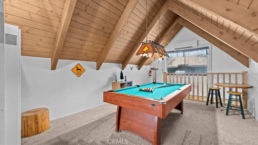 613 E Victoria Court Property Photo 15