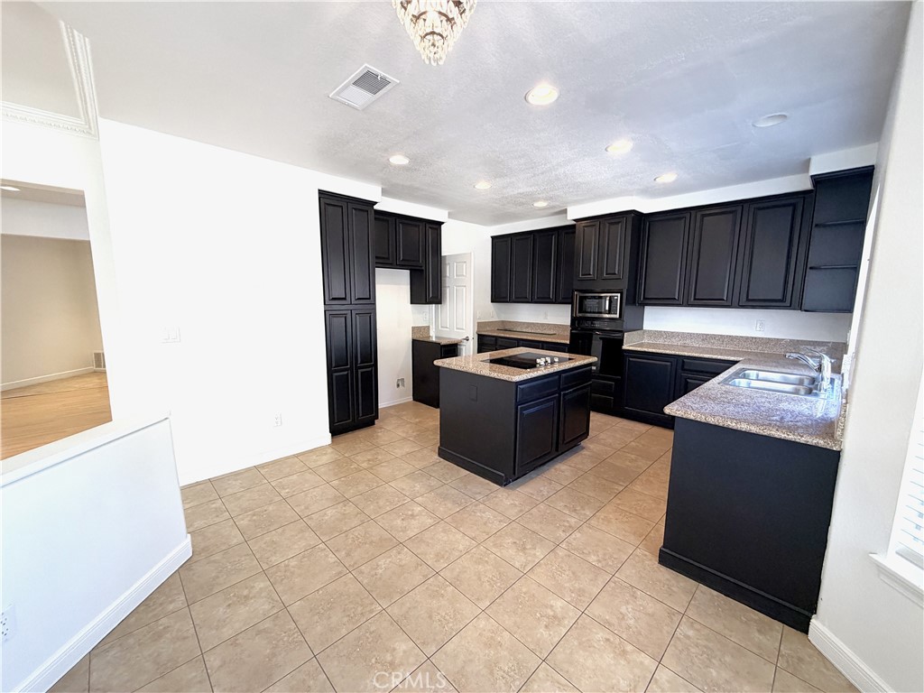 40902 Riverock Lane Property Photo 8
