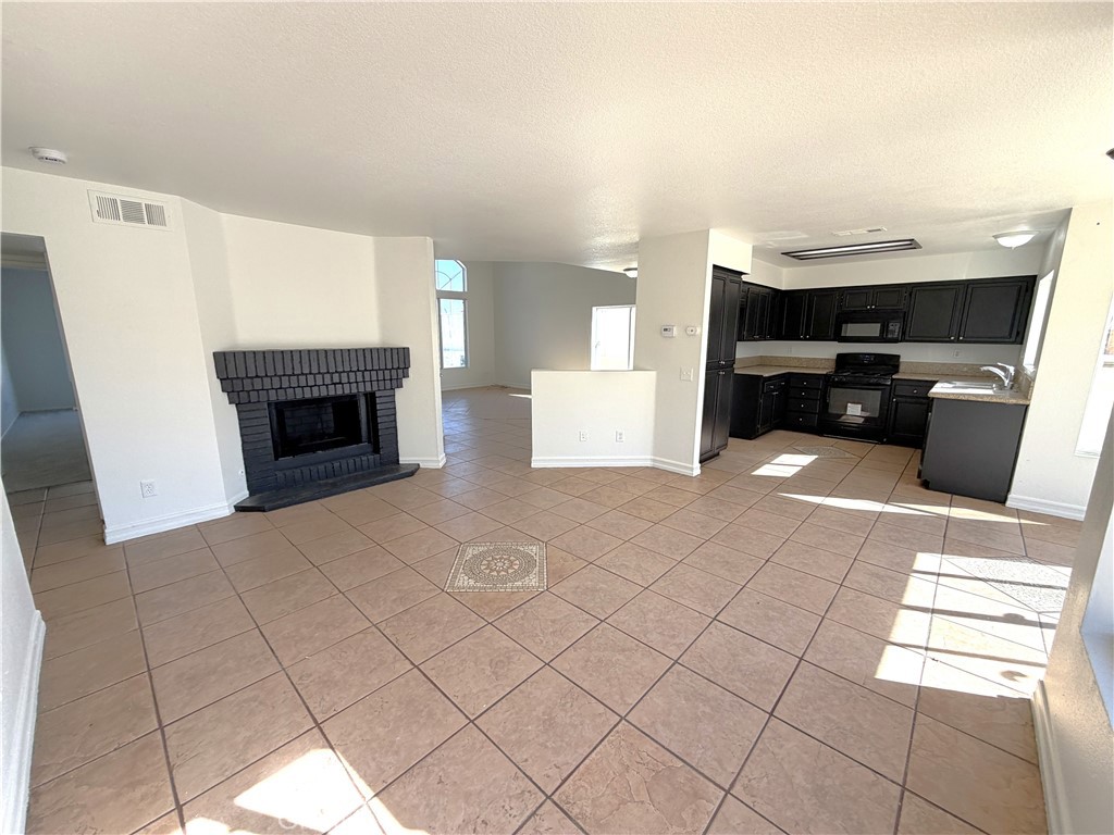 11125 Tolliver Way Property Photo 6