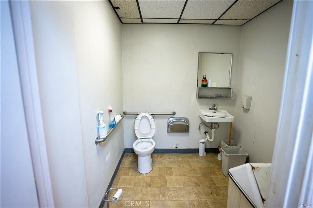 802 N E Property Photo 20