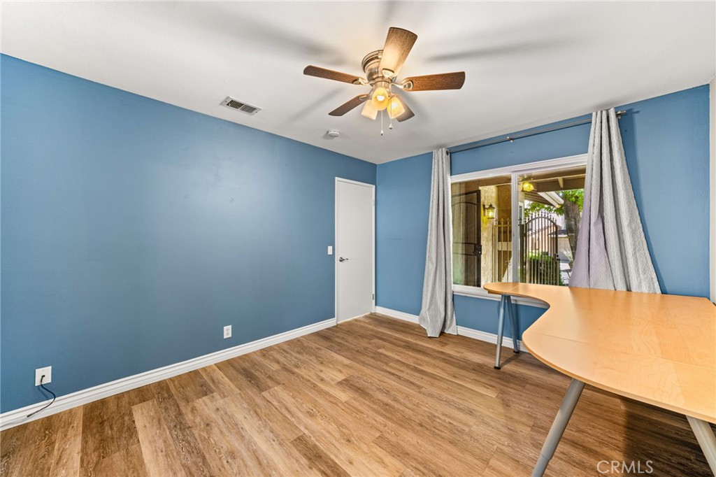 8412 Autumn Leaf Drive Property Photo 14