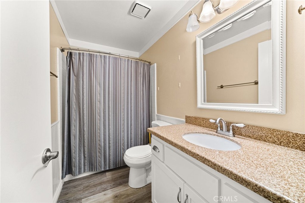8412 Autumn Leaf Drive Property Photo 15