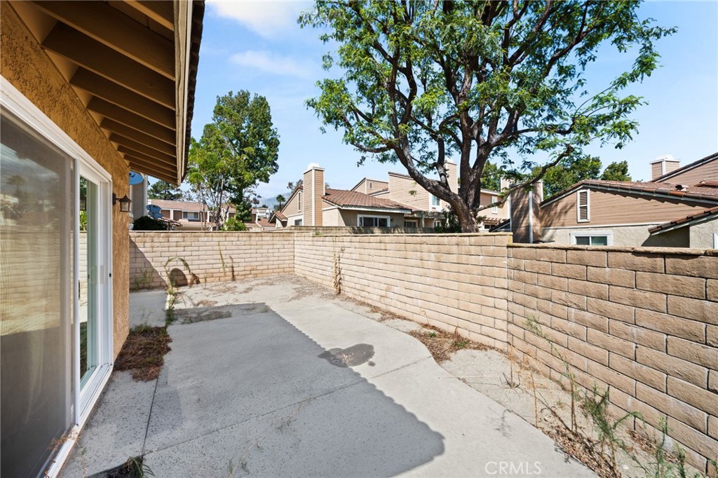 8412 Autumn Leaf Drive Property Photo 20
