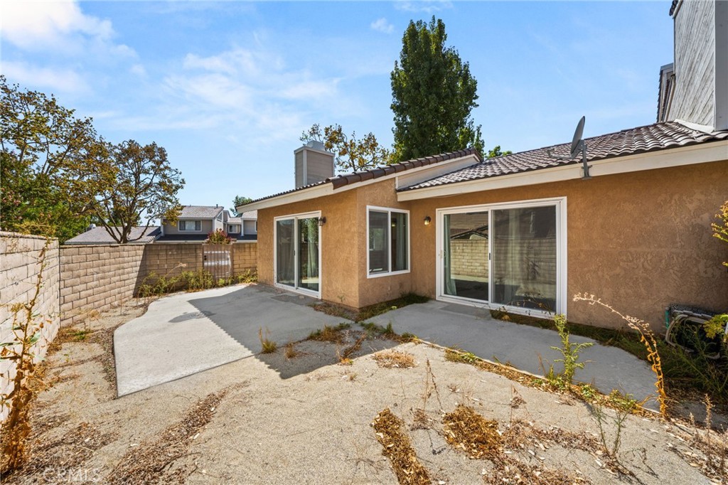 8412 Autumn Leaf Drive Property Photo 22