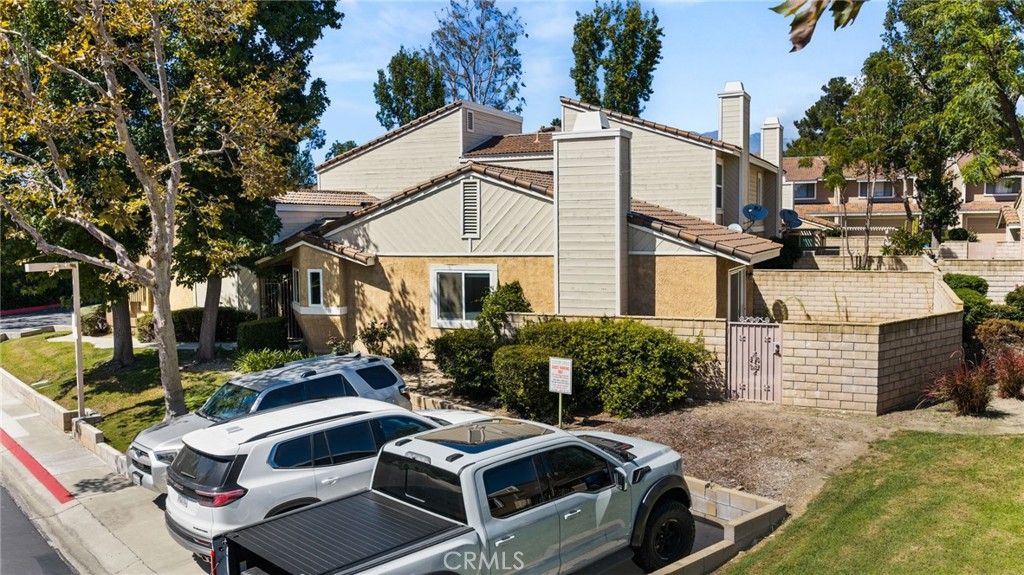 8412 Autumn Leaf Drive Property Photo 25