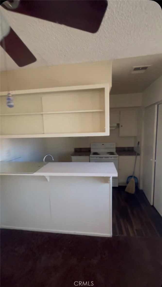 1951 Reedy Avenue Property Photo 2