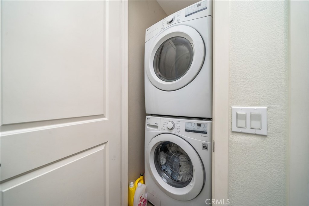 709 S Azusa Avenue B Property Photo 26