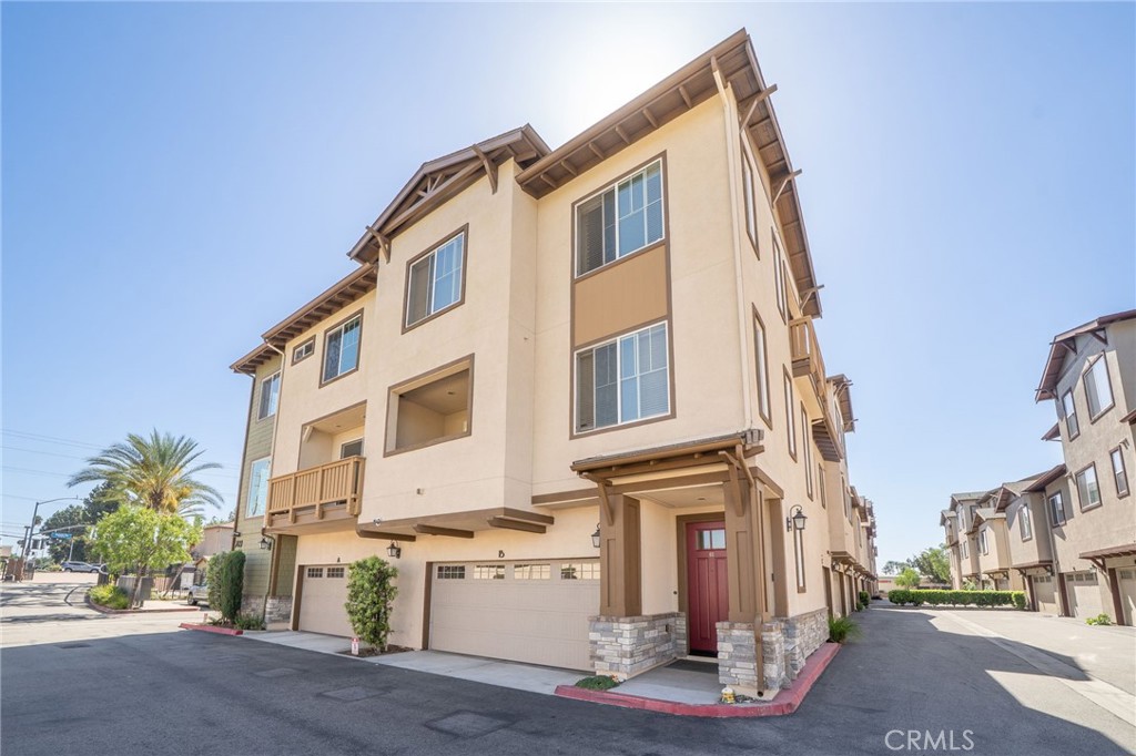 709 S Azusa Avenue B Property Photo 30