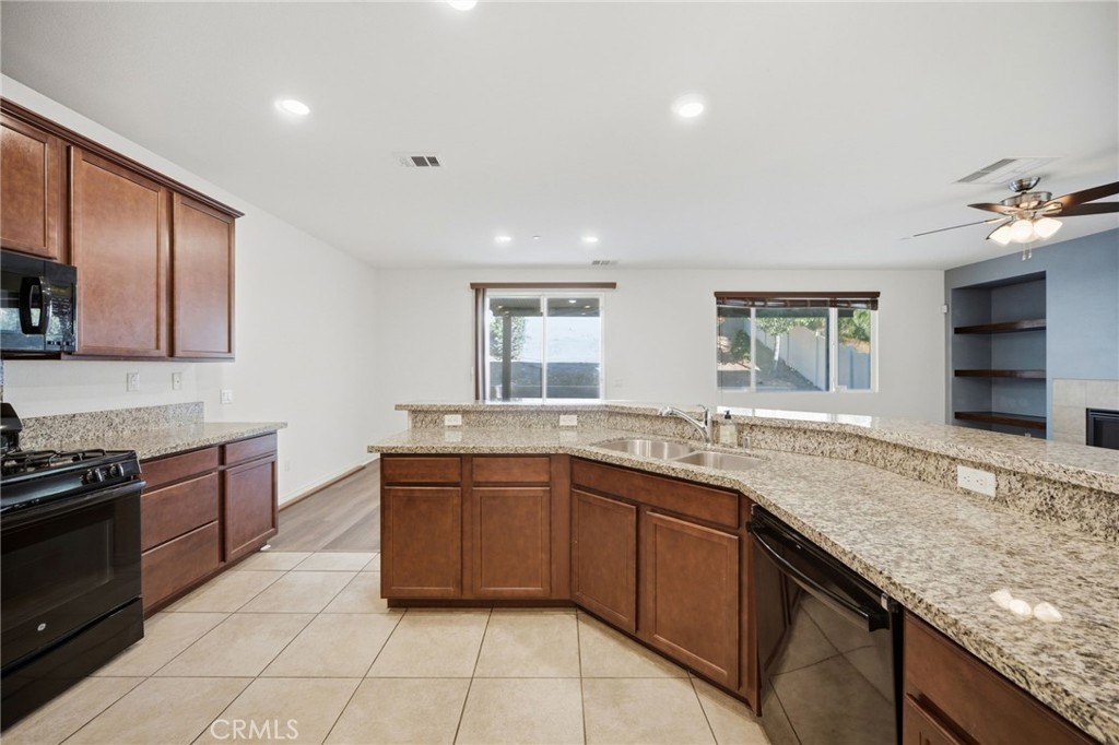 3695 Bur Oak Property Photo 7