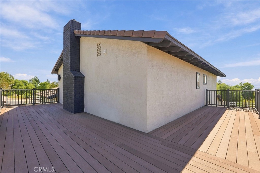 9086 Hillside Property Photo 39