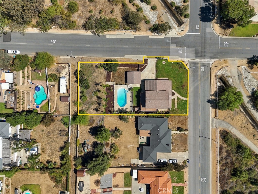 9086 Hillside Property Photo 47